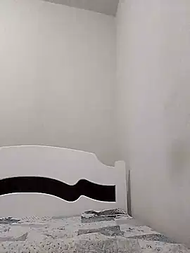 Camilanifeta online show from December 18, 2025, 4:35 pm