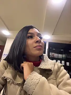 AlyssaRay online show from April 6, 2026, 11:55 am