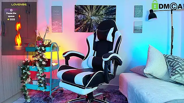 Snapshot of Alex_carter chatting on October 31, 2025, 10:05 am Alex carter online show from October 31, 2025, 10:05 am