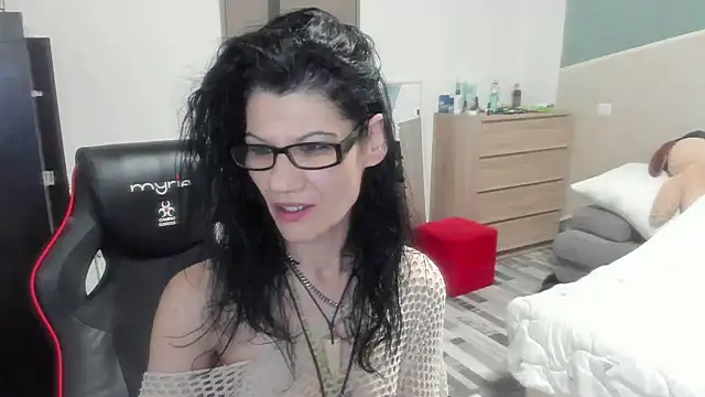 SweetSin40 online show from March 26, 2026, 7:52 pm