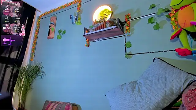 Sharlott smith online show from November 19, 2025, 8:42 pm