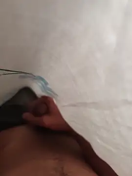 Snapshot of Ruberga20 chatting on October 13, 2025, 1:33 pm Ruberga20 online show from October 13, 2025, 1:33 pm