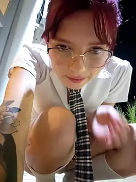 Snapshot of l0lita_sweet chatting on October 12, 2025, 11:15 pm l0lita sweet online show from October 12, 2025, 11:15 pm