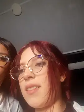 Snapshot of l0lita_sweet chatting on October 24, 2025, 11:23 pm l0lita sweet online show from October 24, 2025, 11:23 pm