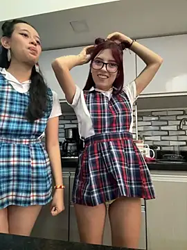 Snapshot of l0lita_sweet chatting on November 27, 2025, 4:31 pm l0lita sweet online show from November 27, 2025, 4:31 pm