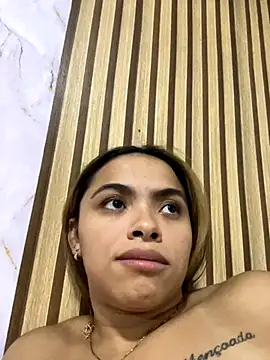 safadinhaquenteW online show from November 21, 2025, 12:43 am