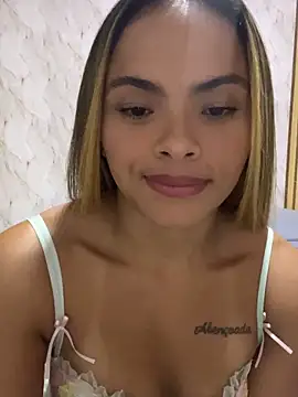 safadinhaquenteW online show from March 13, 2026, 4:08 am