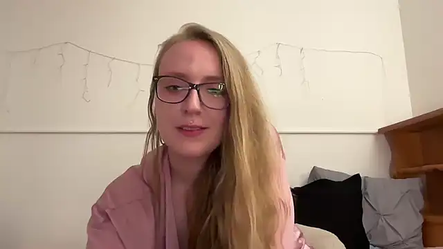 Pattyworld69 online show from May 31, 2026, 3:26 am