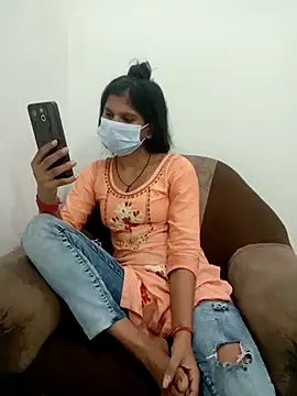 Hina School online show from October 14, 2025, 4:52 pm