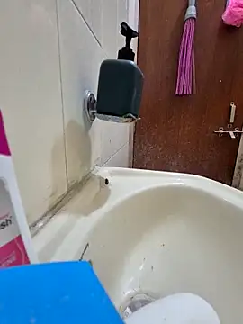 crawlerdrill online show from December 1, 2025, 2:38 am