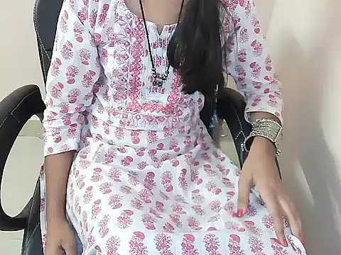 Snapshot of notty_heena chatting on October 29, 2025, 4:04 am notty heena online show from October 29, 2025, 4:04 am