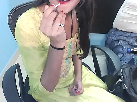 Snapshot of notty_heena chatting on November 23, 2025, 3:39 am notty heena online show from November 23, 2025, 3:39 am