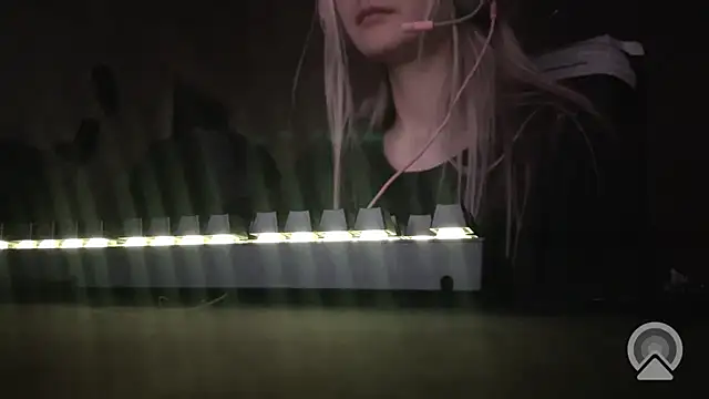 AnnaOlovely online show from October 15, 2025, 3:01 pm