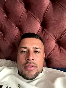 nalgastalla60 online show from October 12, 2025, 2:16 pm