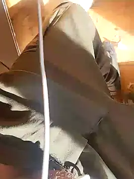 Snapshot of szabi1995 chatting on October 31, 2025, 12:17 pm szabi1995 online show from October 31, 2025, 12:17 pm