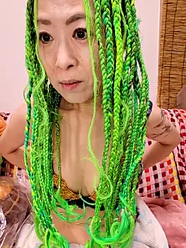 Snapshot of jyuse000ryuse chatting on June 19, 2026, 12:53 pm jyuse000ryuse online show from June 19, 2026, 12:53 pm