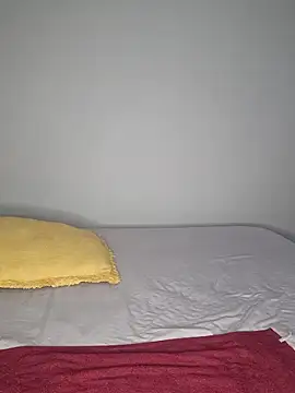 certifiedhottie2025 online show from January 6, 2026, 6:06 am