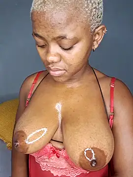 certifiedhottie2025 online show from February 10, 2026, 9:46 am