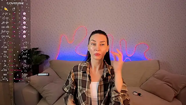 Lilith Sora online show from January 14, 2026, 8:58 pm