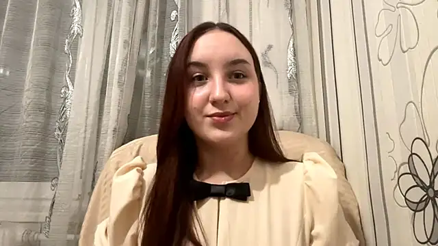 DaisyMolly online show from October 13, 2025, 4:29 pm