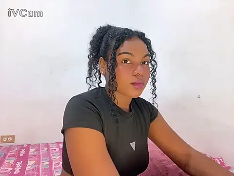 Snapshot of Valerii_smithh chatting on October 24, 2025, 1:18 pm Valerii smithh online show from October 24, 2025, 1:18 pm