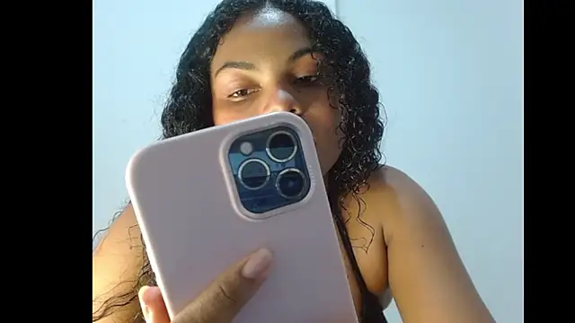 Snapshot of Valerii_smithh chatting on November 15, 2025, 12:19 am Valerii smithh online show from November 15, 2025, 12:19 am