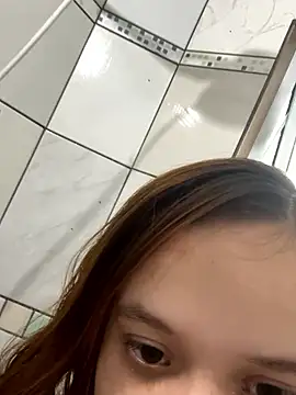 ruivinhadancer online show from January 8, 2026, 6:32 pm