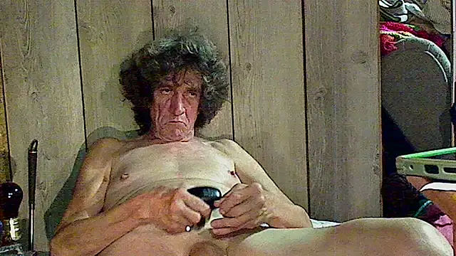 OldManOnline online show from November 7, 2025, 7:19 am