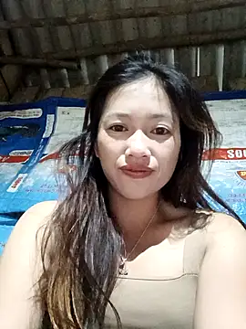 Snapshot of -Paige- chatting on November 17, 2025, 3:51 pm -Paige- online show from November 17, 2025, 3:51 pm