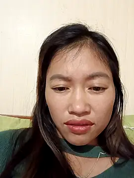 Snapshot of -Paige- chatting on November 24, 2025, 3:39 am -Paige- online show from November 24, 2025, 3:39 am