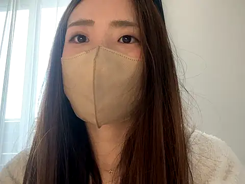 Saya love online show from November 30, 2025, 10:47 pm