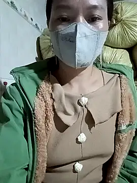 Snapshot of nat-tri chatting on October 21, 2025, 4:30 pm nat-tri online show from October 21, 2025, 4:30 pm