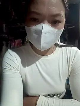 Snapshot of nat-tri chatting on November 2, 2025, 11:23 am nat-tri online show from November 2, 2025, 11:23 am