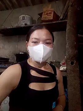 Snapshot of nat-tri chatting on November 4, 2025, 3:27 am nat-tri online show from November 4, 2025, 3:27 am