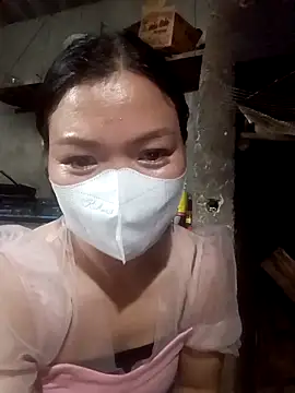 Snapshot of nat-tri chatting on November 5, 2025, 12:16 pm nat-tri online show from November 5, 2025, 12:16 pm