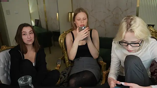 Jessica start online show from November 25, 2025, 11:32 am