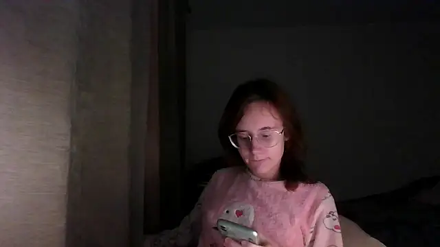 LuckySLove online show from January 8, 2026, 7:38 pm