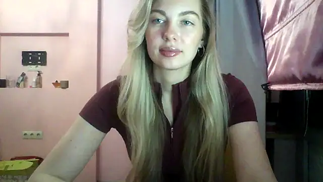 Snapshot of Sygream chatting on November 2, 2025, 7:27 pm Sygream online show from November 2, 2025, 7:27 pm