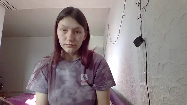 luna tt online show from February 9, 2026, 11:58 am