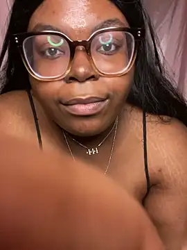 Snapshot of TheChubbySiren chatting on May 8, 2026, 2:22 pm TheChubbySiren online show from May 8, 2026, 2:22 pm