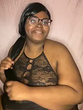 Snapshot of TheChubbySiren chatting on May 17, 2026, 2:09 am TheChubbySiren online show from May 17, 2026, 2:09 am