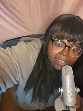 Snapshot of TheChubbySiren chatting on June 1, 2026, 1:57 pm TheChubbySiren online show from June 1, 2026, 1:57 pm