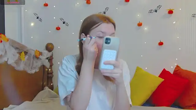 MeganNewCat online show from October 25, 2025, 9:28 am