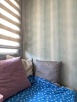 PamelaJonsom  online show from April 26, 2026, 6:05 pm