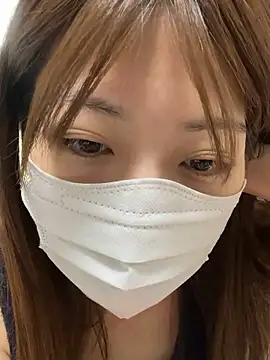 ichika 2  online show from November 28, 2025, 11:51 pm