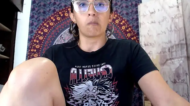 Lucyy Naugthy online show from February 15, 2026, 8:49 pm