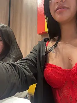 Nahomy cute1 online show from October 30, 2025, 6:04 am