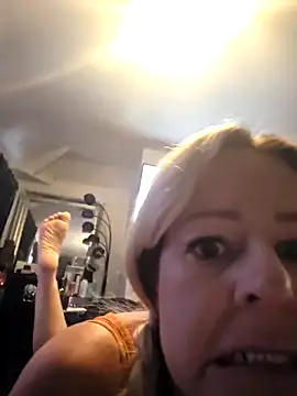 DarceyDevilDoll online show from May 30, 2026, 4:48 pm