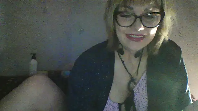 Snapshot of Lia_Ray chatting on February 13, 2026, 8:49 pm Lia Ray online show from February 13, 2026, 8:49 pm