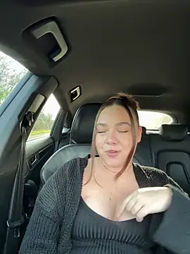 AvaHart online show from December 22, 2025, 1:19 pm